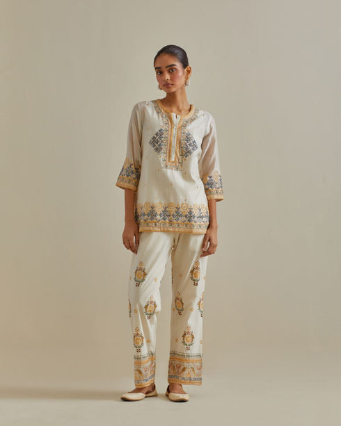 Aaira yellow and off-white short top with pants