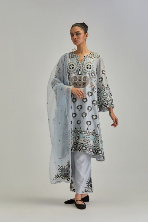 Adwaita blue abha style kurta set