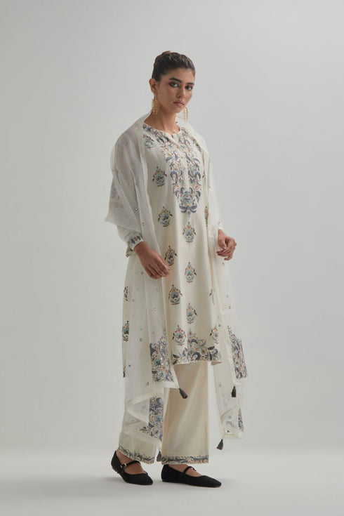 Adwaita off-white short kurta set