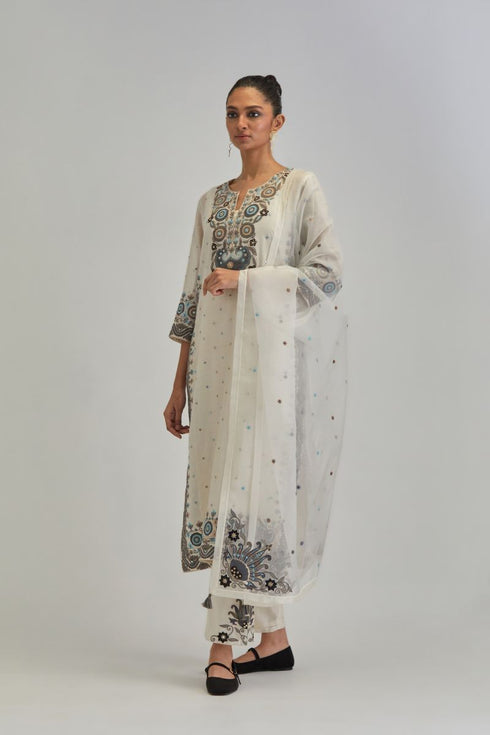 Adwaita off-white slim fit straight kurta set