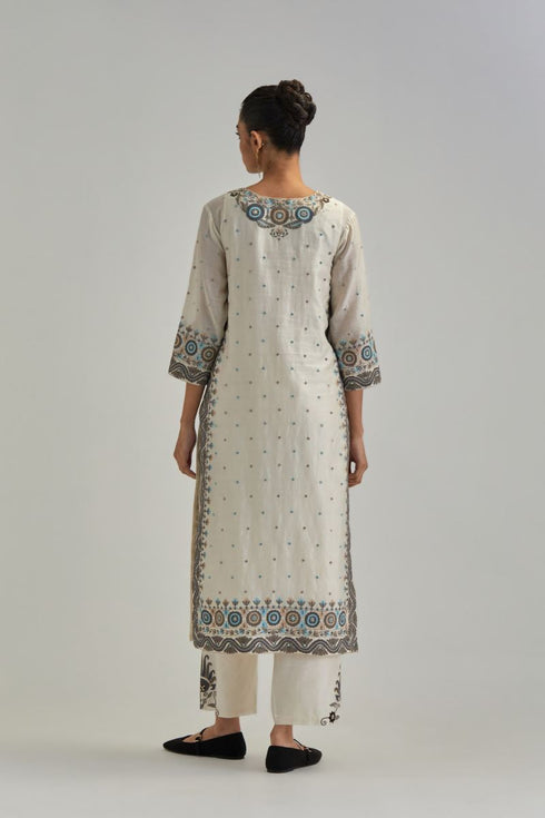 Adwaita off-white slim fit straight kurta set