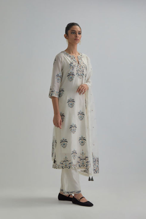 Adwaita off-white straight kurta set