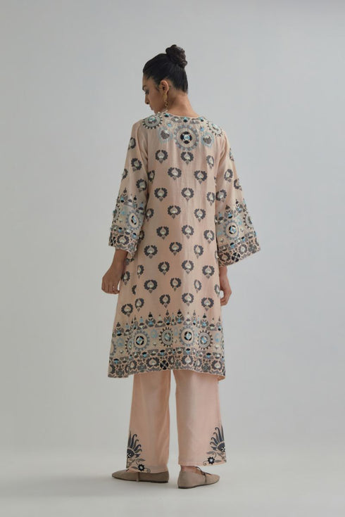 Adwaita pink abha style kurta set