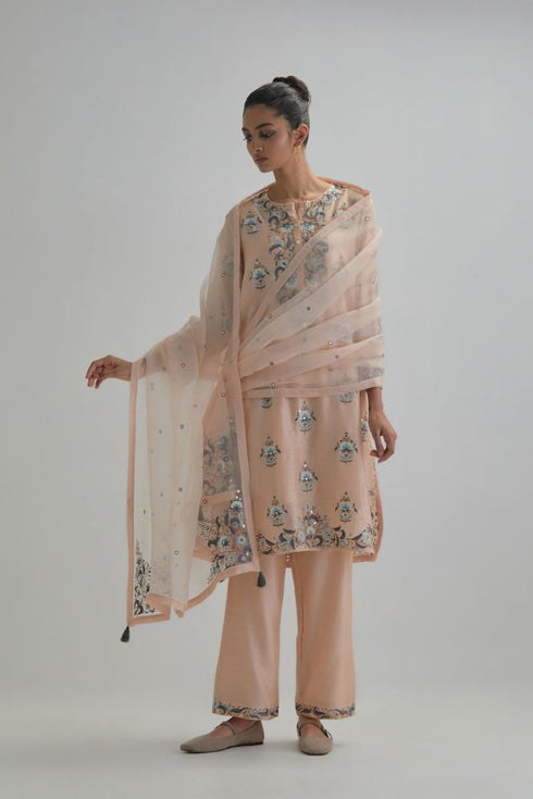 Adwaita pink short kurta set