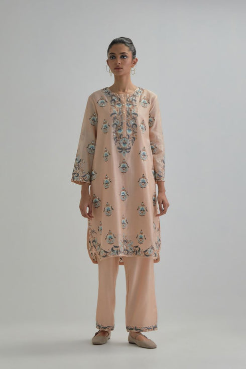 Adwaita pink short kurta set