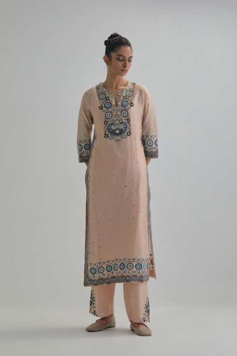 Adwaita pink slim fit straight kurta set