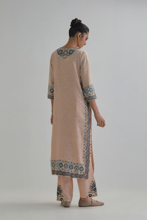 Adwaita pink slim fit straight kurta set