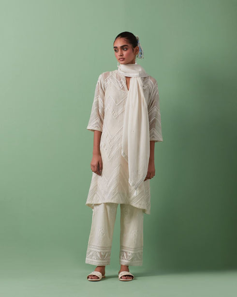 Aheli off white A-line short kurta set