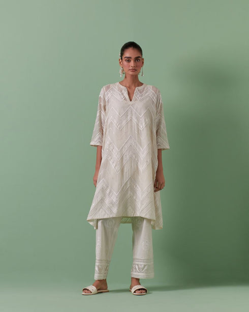 Aheli off white A-line short kurta set