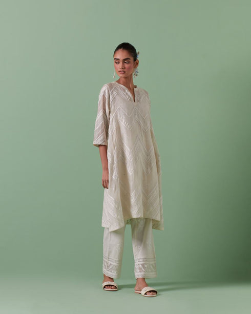 Aheli off white A-line short kurta set