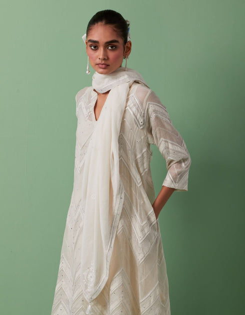 Aheli off white A-line short kurta set