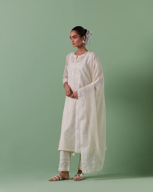 Aheli off white side panel straight kurta set