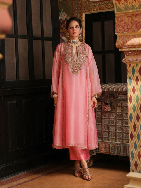 Ahista pink pakhi yoke pheran long kurta set