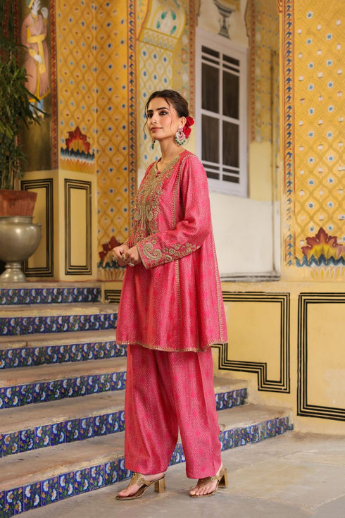 Ahista pink printed pheran short kurta set