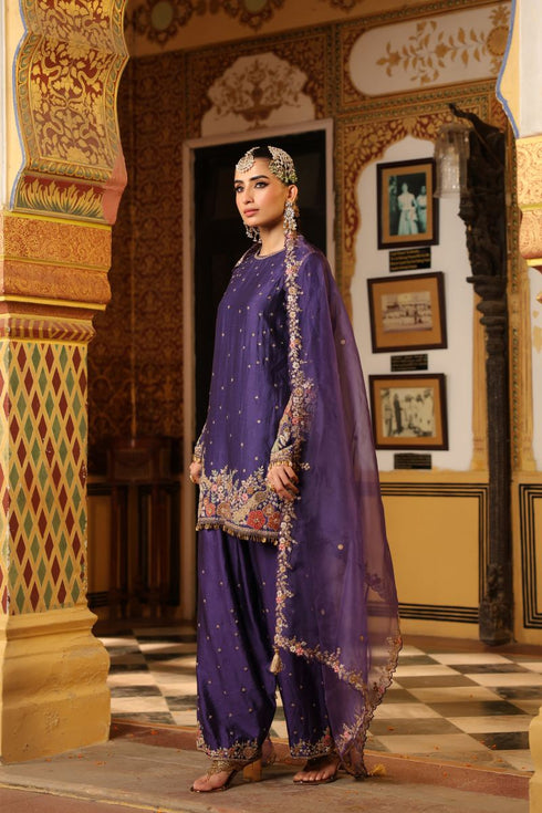 Ahista purple mayur applique short kurta with heavy dupatta set