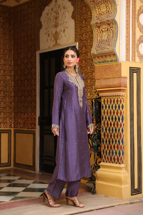 Ahista purple printed pakhi yoke straight kurta set