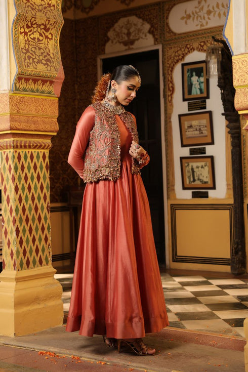 Ahista rose pink jacket kalidaar set