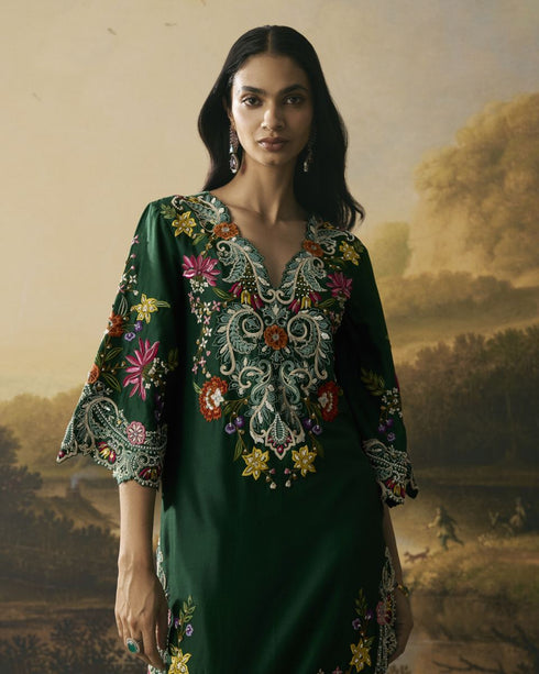 Amber emerald green contrast floral cordwork kurta with pants
