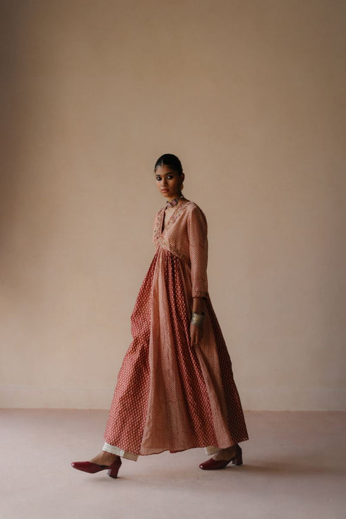 Ambi zigzag anarkali set