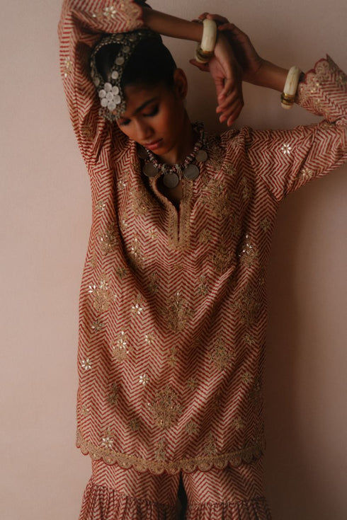 Ambi zigzag boondi sharara set