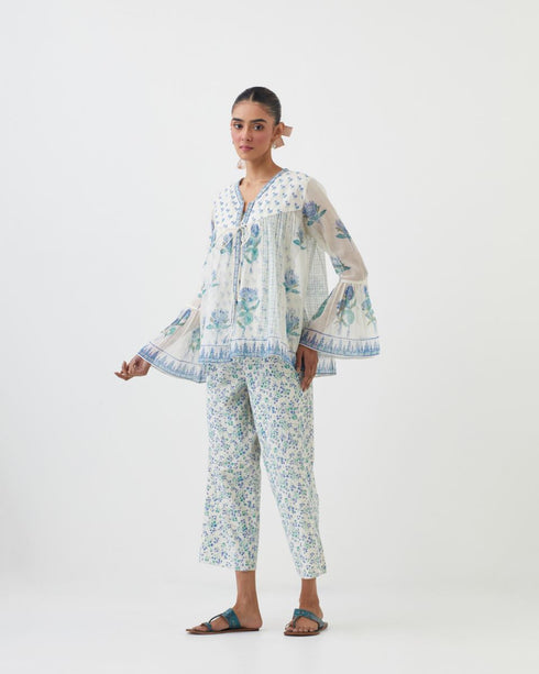 Amrita blue printed short top with pants