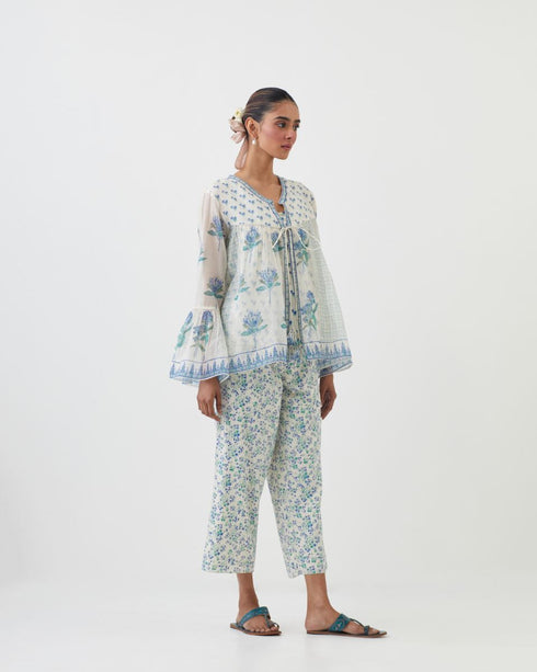 Amrita blue printed short top with pants