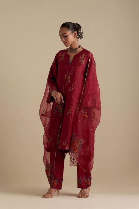 Arundhati barn red A-line short kurta set