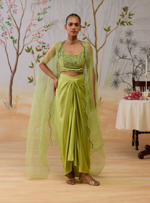 Aurika green cape set