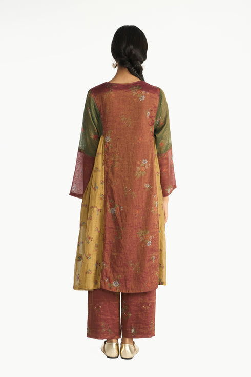 Bakula multicolor kurta set