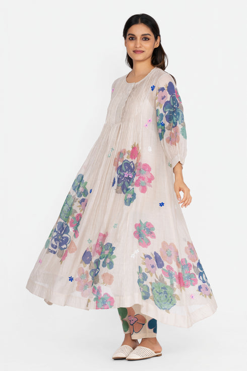 Beige floral print pleated dress