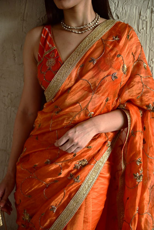 Bel orange sari