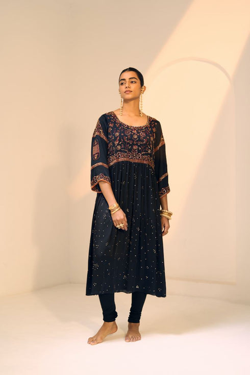 Black lavanya kurta with pants