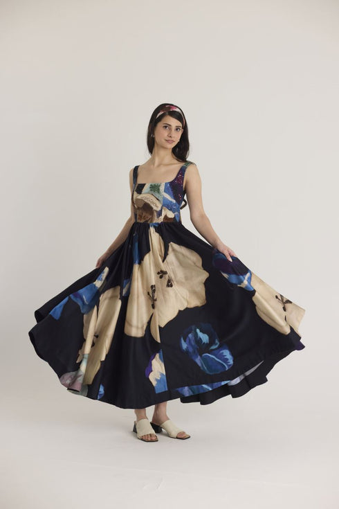 Black rocco embroidered dress