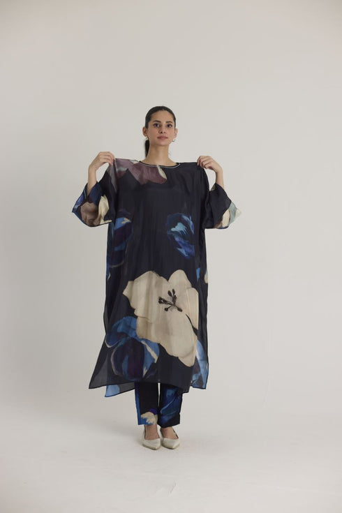 Black rocco silk kaftan set