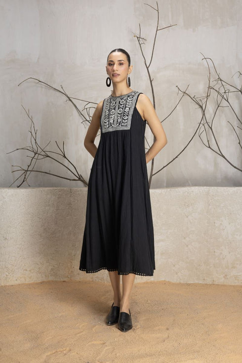 Black yoke cotton embroidered kurta