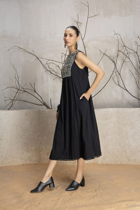 Black yoke cotton embroidered kurta