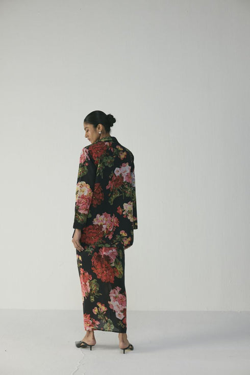 Bloody mary blazer and knotted skirt set