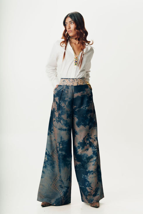 Blue and white shirt with trouser