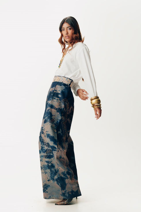 Blue and white shirt with trouser