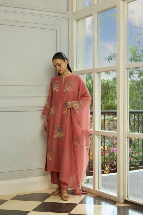 Blush applique kurta set
