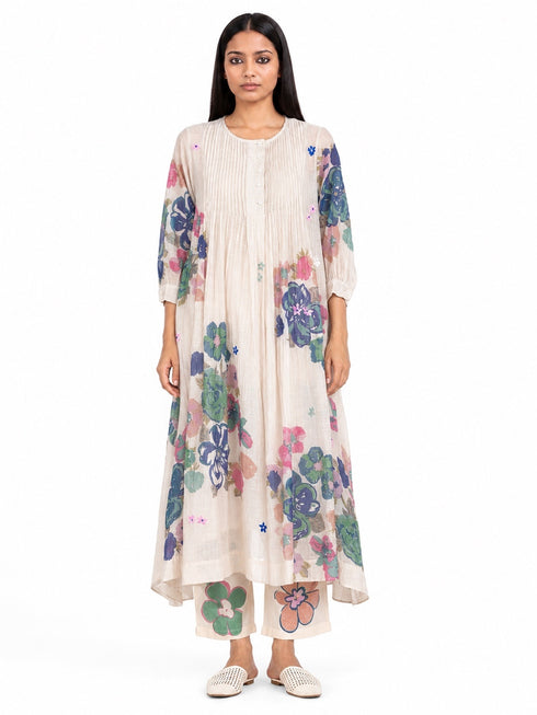 Beige floral print pleated dress