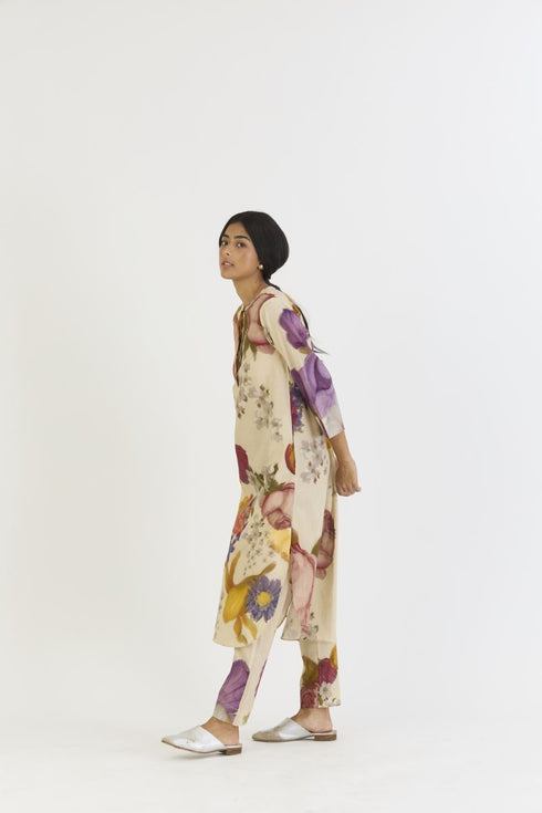 Cherimoya off-white long kurta set