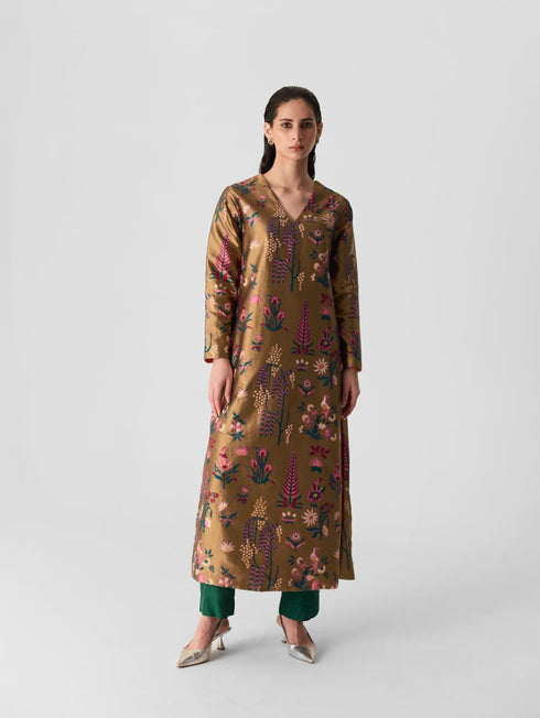 Chin chin bahar V neck kurta set