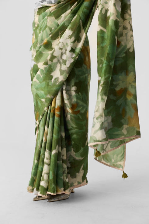 Chin chin rusi silk sari