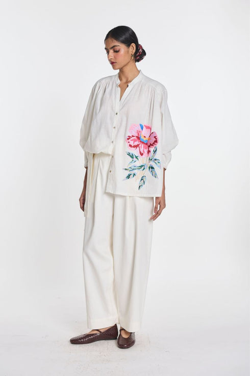 Clover embroidered shirt