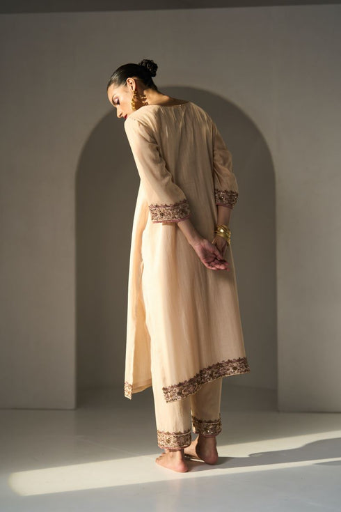 Cream pavit kurta with pants