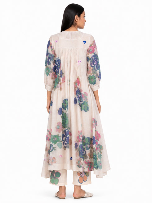 Beige floral print pleated dress