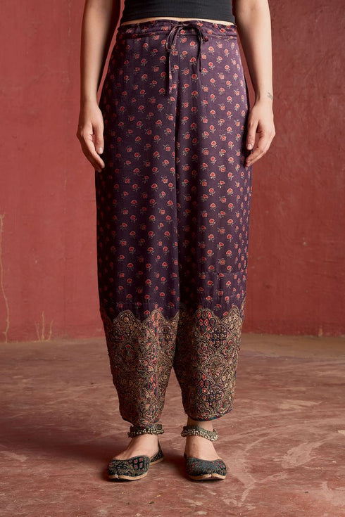 Dhun black embroidered cowl ijar