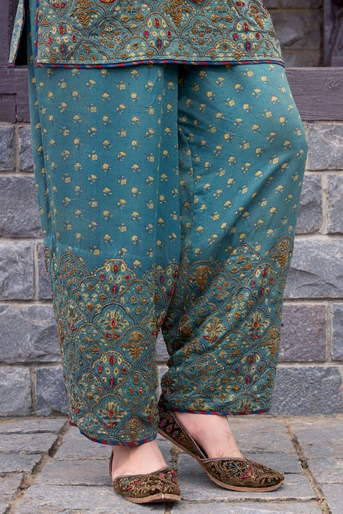 Dhun blue embroidered cowl ijar