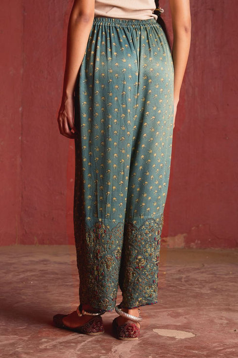 Dhun blue embroidered cowl ijar